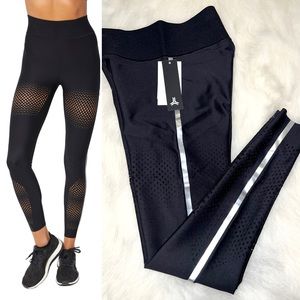 Ultracor Diamond Mesh black leggings size XS
